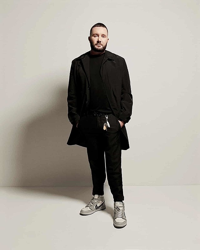 Dior X Jordan 為什麼引來 500 萬人瘋搶?