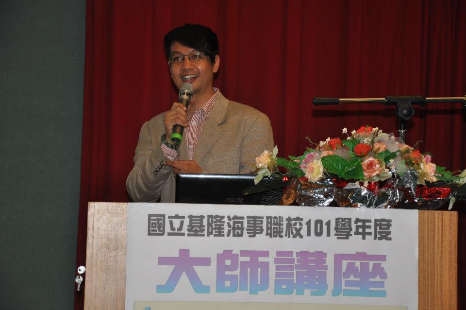 享譽盛名的「金牌導遊」陳皇蒔,帶領遊客享受臺灣之美